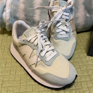 New Balance Women's Sage Green and Cream Sneakers